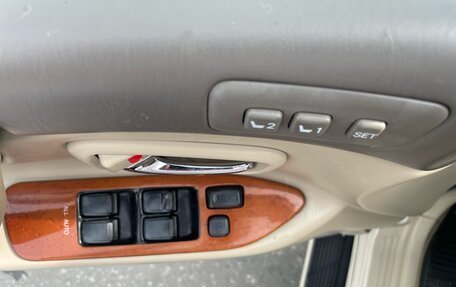 Lexus LX II, 2004 год, 1 950 000 рублей, 13 фотография