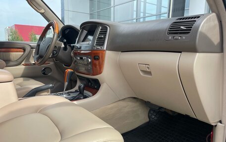 Lexus LX II, 2004 год, 1 950 000 рублей, 22 фотография