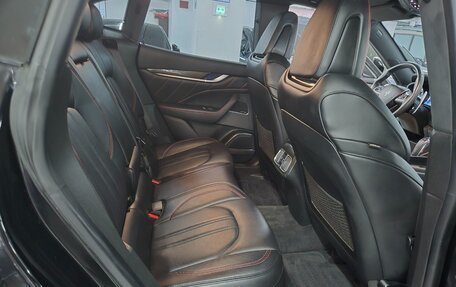 Maserati Levante I, 2021 год, 5 820 000 рублей, 18 фотография