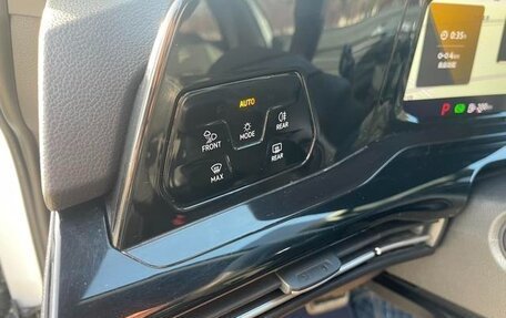 Volkswagen Golf VIII, 2021 год, 1 680 548 рублей, 17 фотография