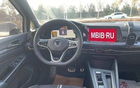 Volkswagen Golf VIII, 2021 год, 1 680 548 рублей, 14 фотография