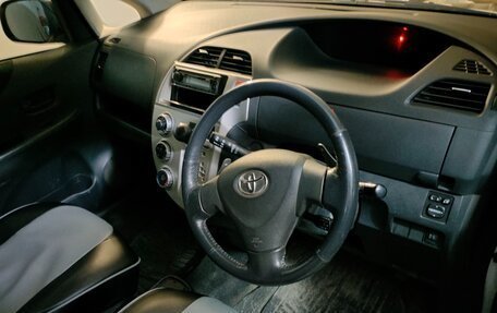 Toyota Ractis I, 2008 год, 650 000 рублей, 3 фотография