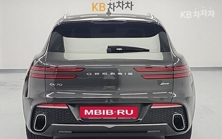 Genesis GV70, 2023 год, 4 800 000 рублей, 3 фотография
