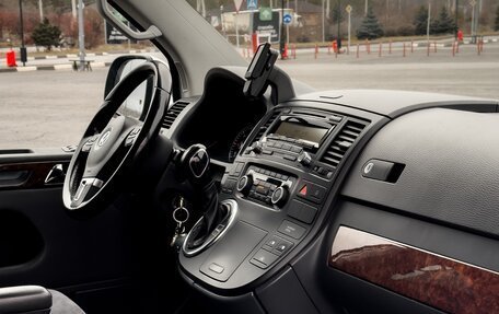 Volkswagen Multivan T5, 2010 год, 2 140 000 рублей, 13 фотография