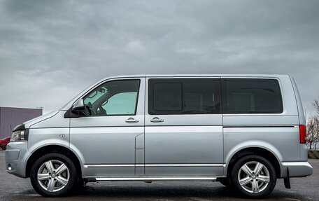 Volkswagen Multivan T5, 2010 год, 2 140 000 рублей, 5 фотография