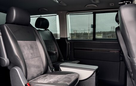 Volkswagen Multivan T5, 2010 год, 2 140 000 рублей, 22 фотография