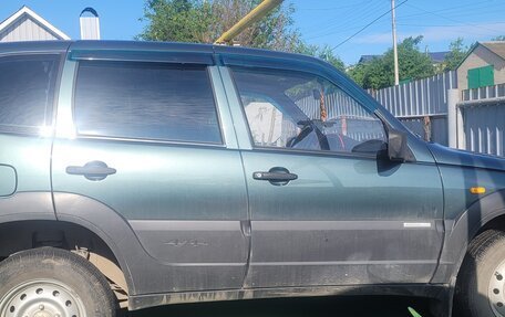 Chevrolet Niva I рестайлинг, 2010 год, 350 000 рублей, 6 фотография