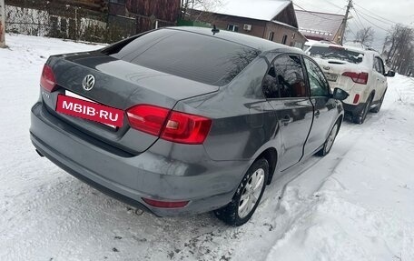 Volkswagen Jetta VI, 2013 год, 650 000 рублей, 6 фотография