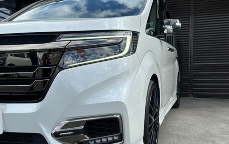 Honda Stepwgn IV, 2021 год, 1 930 000 рублей, 27 фотография