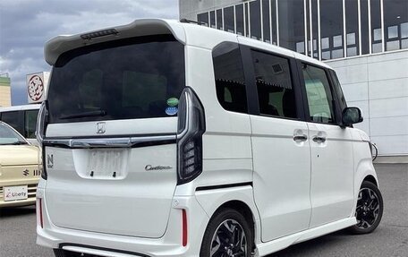 Honda N-BOX II, 2021 год, 784 000 рублей, 4 фотография