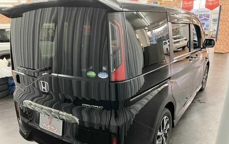 Honda Stepwgn IV, 2021 год, 1 932 000 рублей, 2 фотография