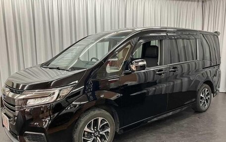 Honda Stepwgn IV, 2021 год, 1 932 000 рублей, 4 фотография
