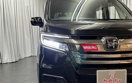 Honda Stepwgn IV, 2021 год, 1 932 000 рублей, 31 фотография
