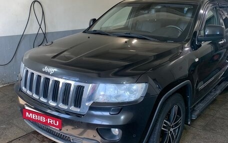 Jeep Grand Cherokee, 2012 год, 2 000 000 рублей, 2 фотография