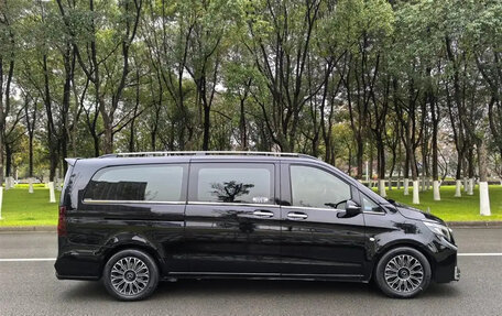 Mercedes-Benz Vito, 2021 год, 3 500 000 рублей, 4 фотография
