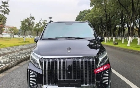 Mercedes-Benz Vito, 2021 год, 3 500 000 рублей, 2 фотография