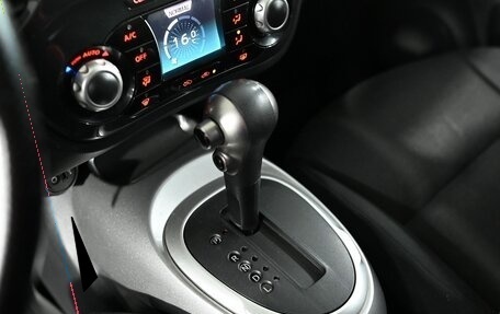 Nissan Juke II, 2011 год, 1 050 000 рублей, 16 фотография