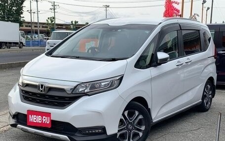 Honda Freed II, 2022 год, 1 373 000 рублей, 1 фотография