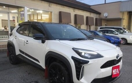 Toyota Yaris Cross, 2022 год, 1 532 000 рублей, 1 фотография