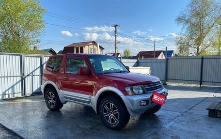 Mitsubishi Pajero III рестайлинг, 2000 год, 699 999 рублей, 1 фотография
