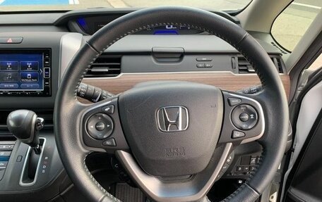 Honda Freed II, 2022 год, 1 373 000 рублей, 6 фотография