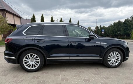 Volkswagen Touareg III, 2019 год, 5 000 000 рублей, 6 фотография