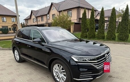Volkswagen Touareg III, 2019 год, 5 000 000 рублей, 3 фотография