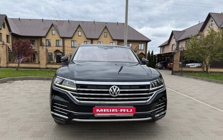 Volkswagen Touareg III, 2019 год, 5 000 000 рублей, 2 фотография