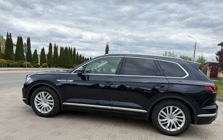 Volkswagen Touareg III, 2019 год, 5 000 000 рублей, 15 фотография