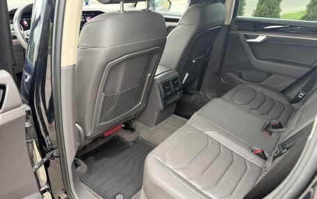 Volkswagen Touareg III, 2019 год, 5 000 000 рублей, 19 фотография
