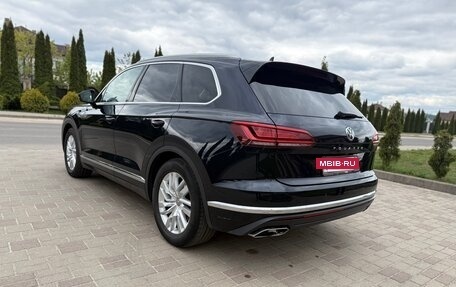Volkswagen Touareg III, 2019 год, 5 000 000 рублей, 12 фотография