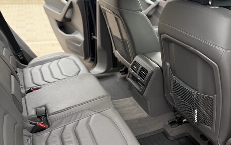 Volkswagen Touareg III, 2019 год, 5 000 000 рублей, 22 фотография