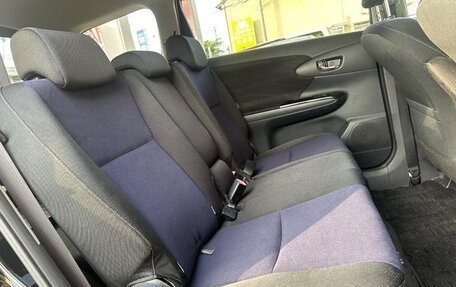 Toyota Wish II, 2012 год, 994 000 рублей, 13 фотография