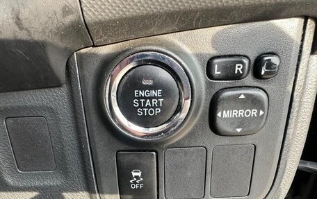 Toyota Wish II, 2012 год, 994 000 рублей, 6 фотография