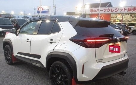 Toyota Yaris Cross, 2022 год, 1 532 000 рублей, 5 фотография