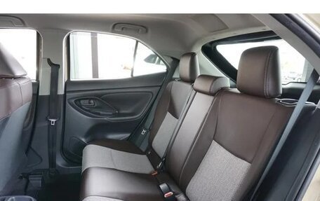 Toyota Yaris Cross, 2022 год, 1 583 000 рублей, 24 фотография