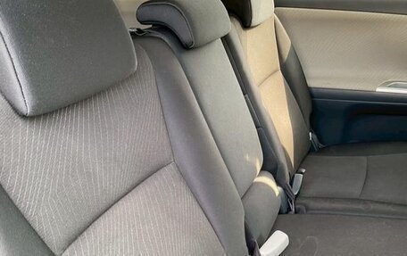 Toyota Wish II, 2011 год, 1 076 000 рублей, 20 фотография