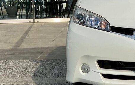 Toyota Wish II, 2011 год, 1 076 000 рублей, 23 фотография