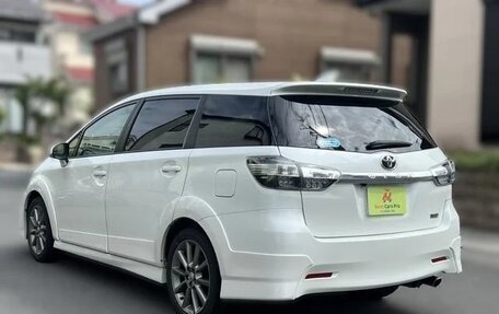Toyota Wish II, 2011 год, 1 076 000 рублей, 2 фотография