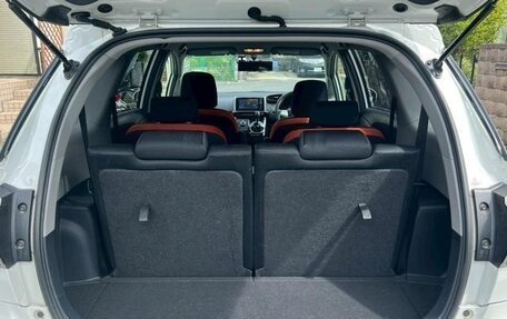 Toyota Wish II, 2011 год, 1 076 000 рублей, 10 фотография