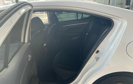 Hyundai Elantra VI рестайлинг, 2018 год, 1 599 000 рублей, 19 фотография