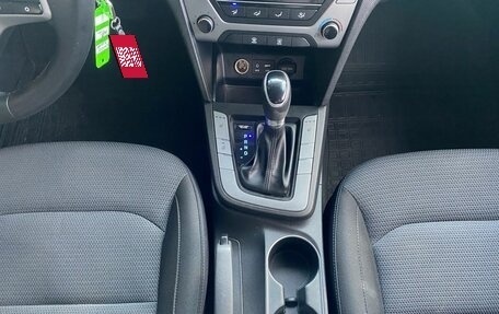 Hyundai Elantra VI рестайлинг, 2018 год, 1 599 000 рублей, 14 фотография