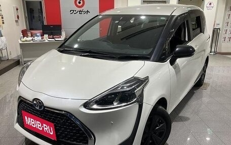 Toyota Sienta II, 2021 год, 1 143 000 рублей, 6 фотография