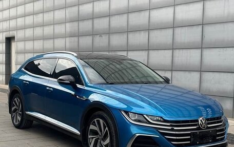 Volkswagen Passat CC, 2022 год, 2 800 000 рублей, 2 фотография