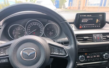 Mazda 6, 2017 год, 2 025 000 рублей, 11 фотография