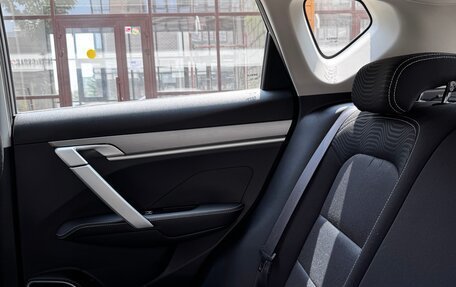Geely Coolray I, 2022 год, 1 700 000 рублей, 10 фотография