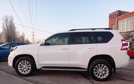 Toyota Land Cruiser Prado 150 рестайлинг 2, 2015 год, 3 650 000 рублей, 3 фотография
