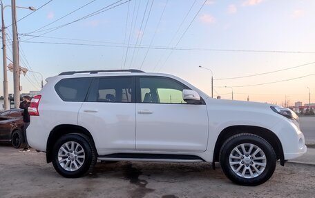 Toyota Land Cruiser Prado 150 рестайлинг 2, 2015 год, 3 650 000 рублей, 4 фотография