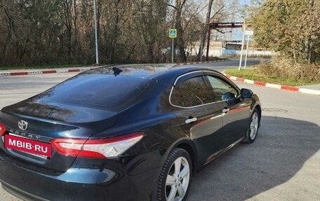 Toyota Camry, 2019 год, 2 600 000 рублей, 10 фотография