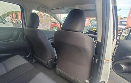 Toyota Sienta II, 2021 год, 1 043 000 рублей, 11 фотография